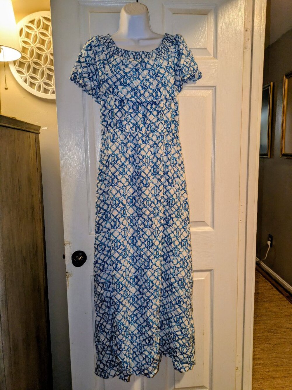 Chica's dress size 1